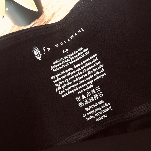 ✨ SOLD ✨ NWT Free People Movement Leggings - Small - Picture 7 of 10